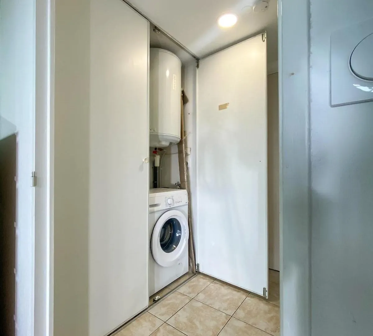 Studio Equipe Dans Une Residence Avec Piscine A 10Mn Du Centre Ville نيس 0*,